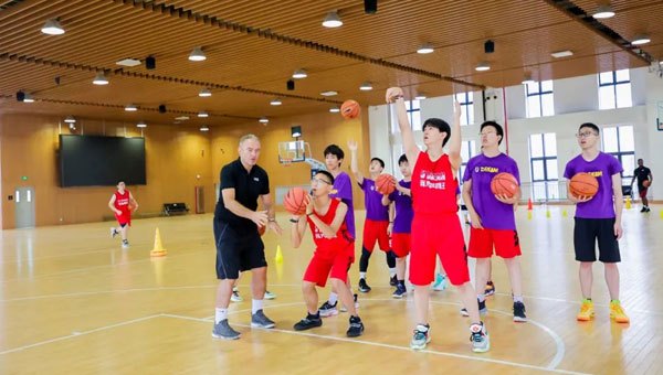 为什么篮球传说的训练方法能帮助你快速进步_1